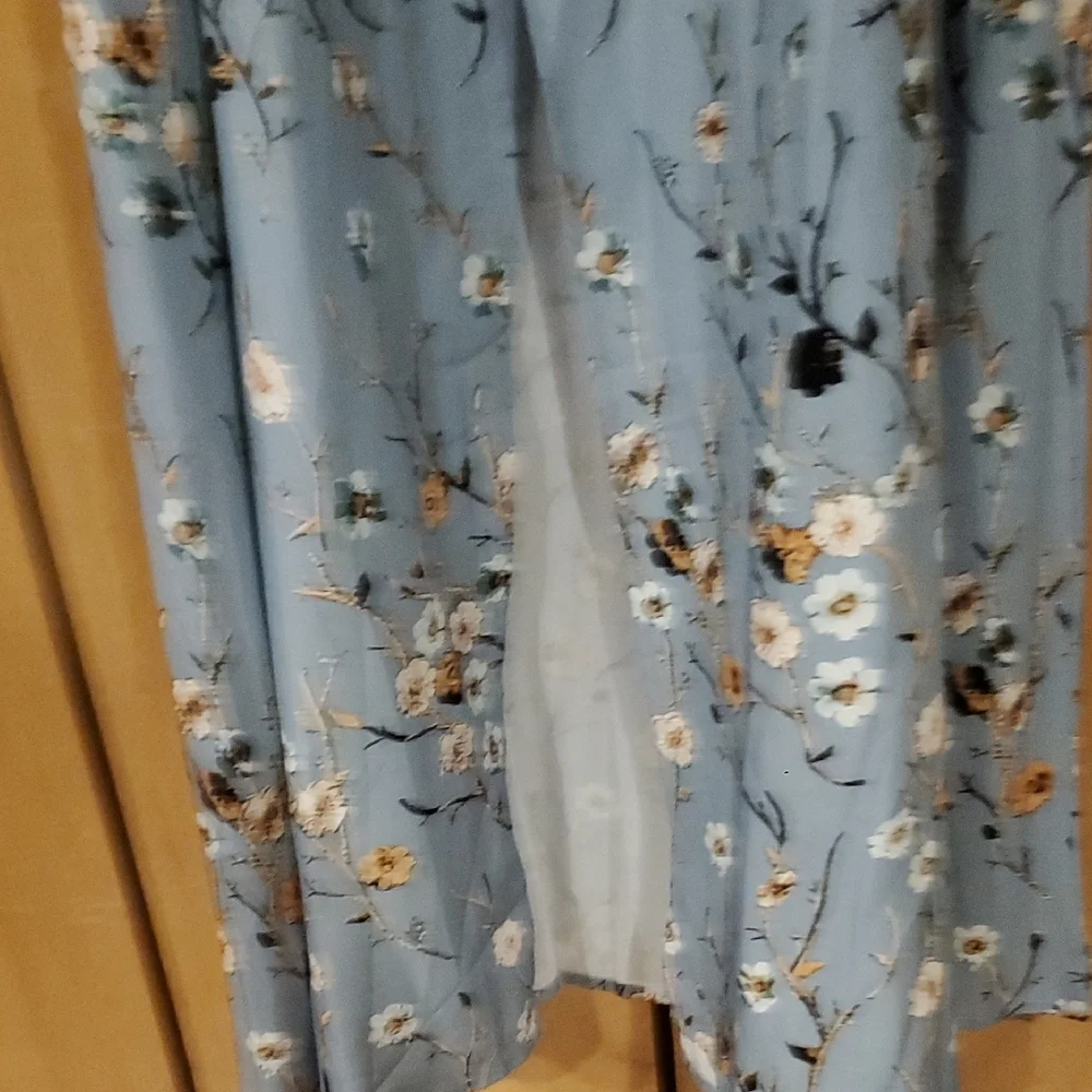 Floral Dress in Blue - Picture 6 of 15